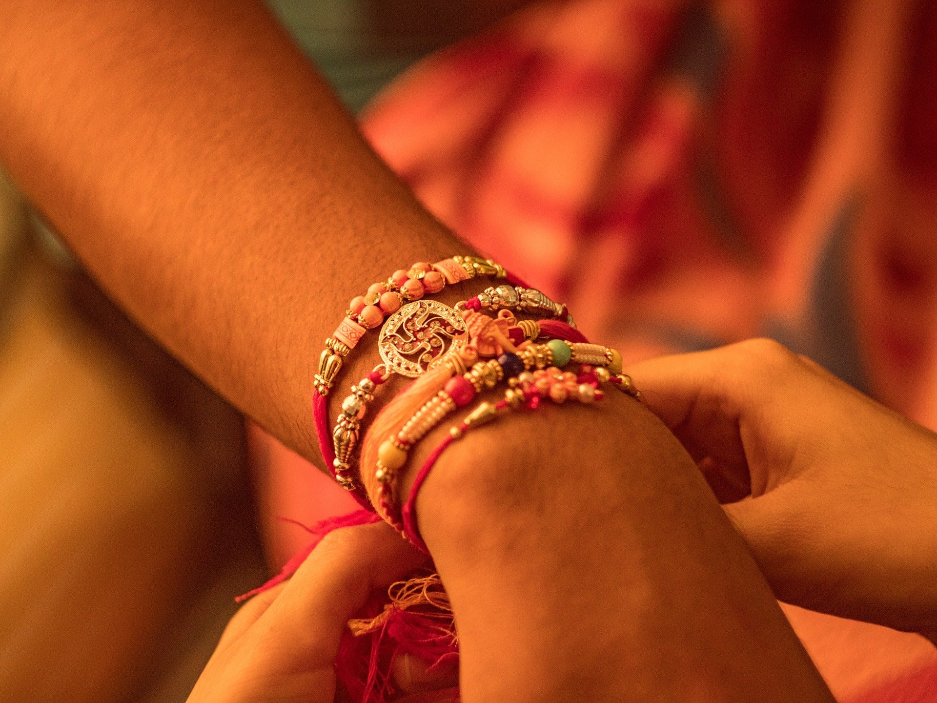 7 Rakhi Gift Ideas Your Siblings Will Love - The Signature Box