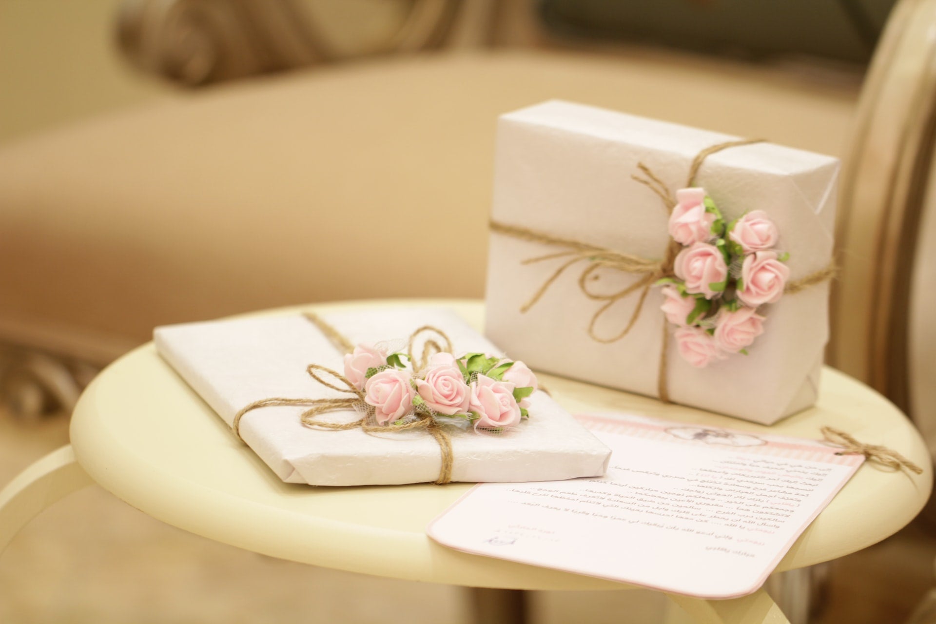 Wedding gift ideas | Anniversary gifts | Bombus